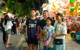 Hà Nội rộn ràng khi mùa Trung thu cận kề