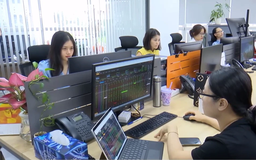 VN-Index giảm nhẹ, áp lực bán tiếp tục gia tăng