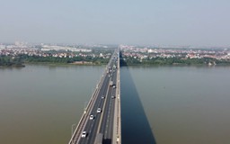 Hạn chế xe tải, xe khách qua cầu Thăng Long