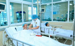 Nạn nhân vụ cháy ở phường Tây Hồ đang được điều trị tích cực