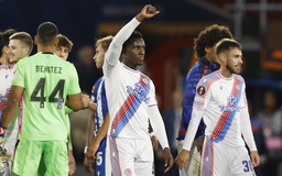 Crystal Palace thắng lớn ở Europa League