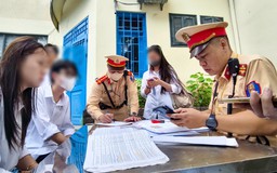 Hà Nội xử lý gần 1.800 trường hợp học sinh vi phạm giao thông trong nửa tháng