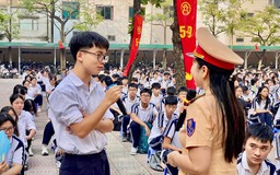 Công an Hà Nội lan tỏa văn hóa giao thông an toàn