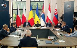 Ukraine ra mắt khuôn khổ hợp tác nhóm C8