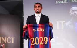Gabriel Jesus chính thức gia nhập Barcelona