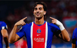 Ferran Torres tiếp tục phong độ ấn tượng tại PSG