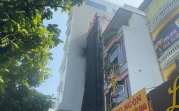 Kịp thời giải cứu 5 người mắc kẹt trong đám cháy