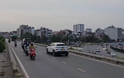 Từ ngày 25/9: Tạm đóng đê Long Biên - Xuân Quan ban đêm