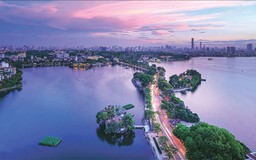 Đánh thức tiềm năng viên ngọc quý Hồ Tây