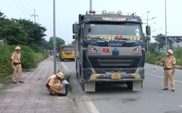 Phát hiện nhiều xe quá tải trên tuyến đường tỉnh 427