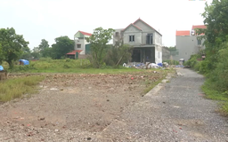 Giá nhà đất giảm, thanh khoản vẫn thấp