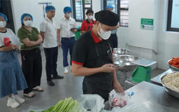 "Lá chắn số" cho bữa ăn học đường