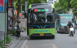 Xe buýt Hà Nội - Văn minh từ những điều tử tế