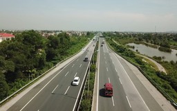 Sẽ đề xuất nâng tốc độ tối thiểu, xử lý nghiêm vi phạm trên cao tốc