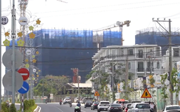 Doanh nghiệp địa ốc chật vật giữ dòng tiền