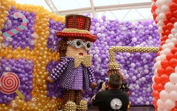 Mexico lập kỷ lục Guinness với nhà máy socola Willy Wonka