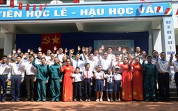 Rộn ràng khai giảng nơi đầu sóng Trường Sa