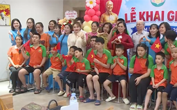 Khai giảng năm học mới tại ngôi trường đặc biệt