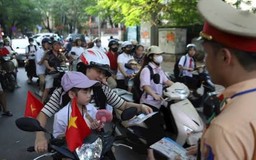 Giao thông an toàn trong ngày khai giảng năm học mới