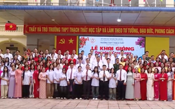 Trường THPT Thạch Thất khởi đầu năm học đổi mới