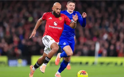 Manchester United hướng tới 3 điểm đầu tiên trên sân khách
