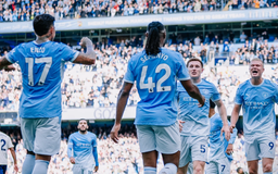 Manchester City tiếp tục dẫn đầu tại Ngoại hạng Anh
