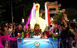 Rộn ràng không khí Trung thu sớm tại Thành cổ Sơn Tây