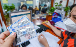 Đề xuất tăng mức đóng BHYT theo lộ trình