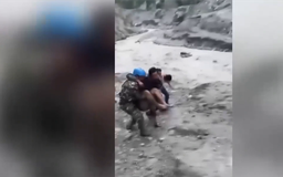 Nepal tìm thấy người sống sót sau 10 ngày mất tích