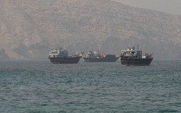 Iran tuyên bố 'vùng cấm' mới gần eo biển Hormuz