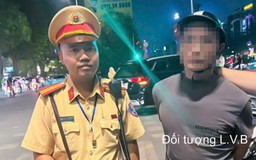 Khống chế đối tượng giấu ma túy trong miệng