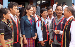 Chính sách cho người có uy tín
