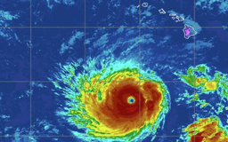 Mỹ: Bang Hawaii chuẩn bị ứng phó bão Lowell
