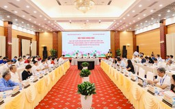 Học tập suốt đời, phát triển con người có bản lĩnh, trách nhiệm