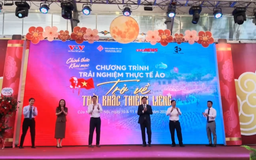 'Trở về thời khắc thiêng liêng' bằng công nghệ thực tế ảo
