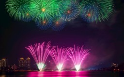 Hà Nội hân hoan trong đêm kỷ niệm Ngày Giải phóng Thủ đô