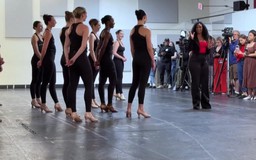 Rockettes mang đến làn gió mới cho chương trình giáng sinh 2026