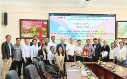 Bộ Giáo dục và Thể thao Lào làm việc tại trường Cao đẳng Công nghệ cao Hà Nội