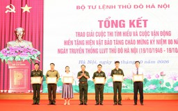 96 hiện vật hiến tặng nhân dịp 80 năm lực lượng vũ trang Thủ đô