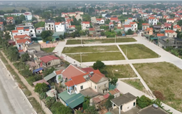Giá trúng tối thiểu cao, ít khách hàng tham gia đấu giá đất