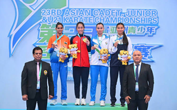 Võ sĩ 17 tuổi Trần Thị Cẩm Tú giành HCB karate thế giới