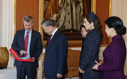 Tổng Bí thư, Chủ tịch nước Tô Lâm nhận Huân chương cao quý nhất của Đan Mạch