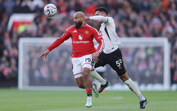 Man United ‘chạm đáy’, Liverpool ‘giải mã’ Brighton