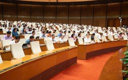 Gắn khoan hồng với công bằng và bảo vệ người bị hại