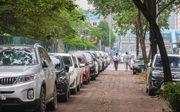Giải bài toán thiếu bãi đỗ xe ở Hà Nội