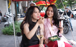 Vang xích lô - Trải nghiệm mới để yêu Hà Nội