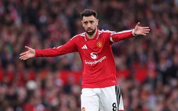 Bruno Fernandes trở lại đội hình chính của Manchester United