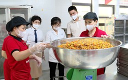 Đổi mới phương thức giám sát chất lượng bữa ăn bán trú cho học sinh