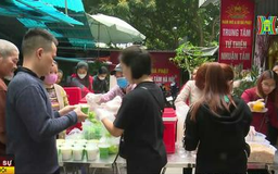 Ấm lòng bữa cơm yêu thương