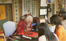 Người dân có nhiều lựa chọn vui chơi, giải trí dịp Tết